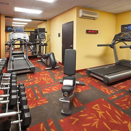 Courtyard By Marriott London Hotel Екстериор снимка